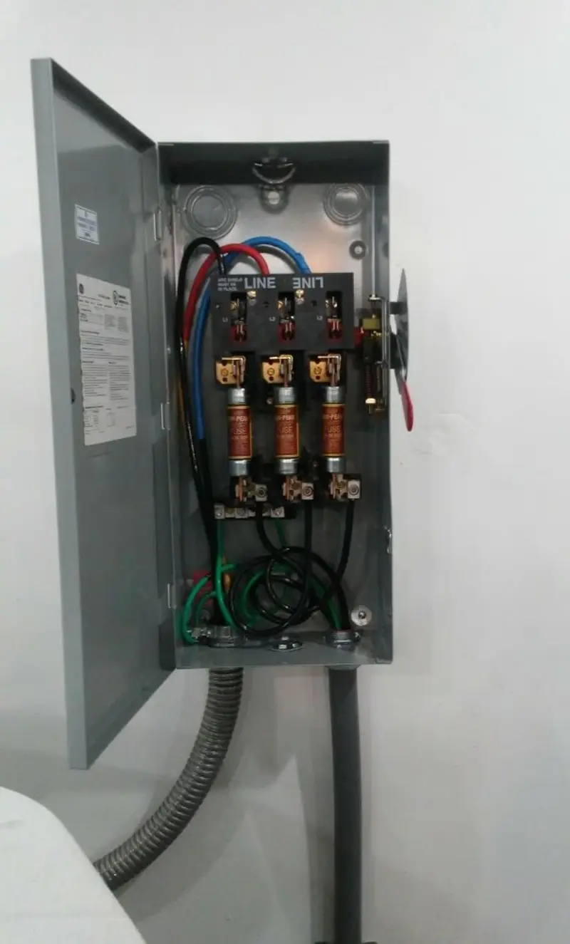Three-phase disconnect switch installed for Electrical Wiring & Rewiring in Sherman